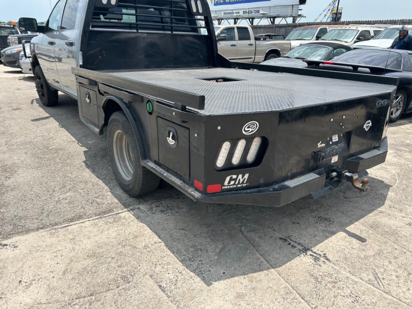 2021 Grey RAM 3500 Crew Cab 4WD DRW (3C7WRTCL0MG) with an 6.7L L6 OHV 24V TURBO DIESEL engine, 6A transmission, located at 1687 Business 35 S, New Braunfels, TX, 78130, (830) 625-7159, 29.655487, -98.051491 - Photo#9